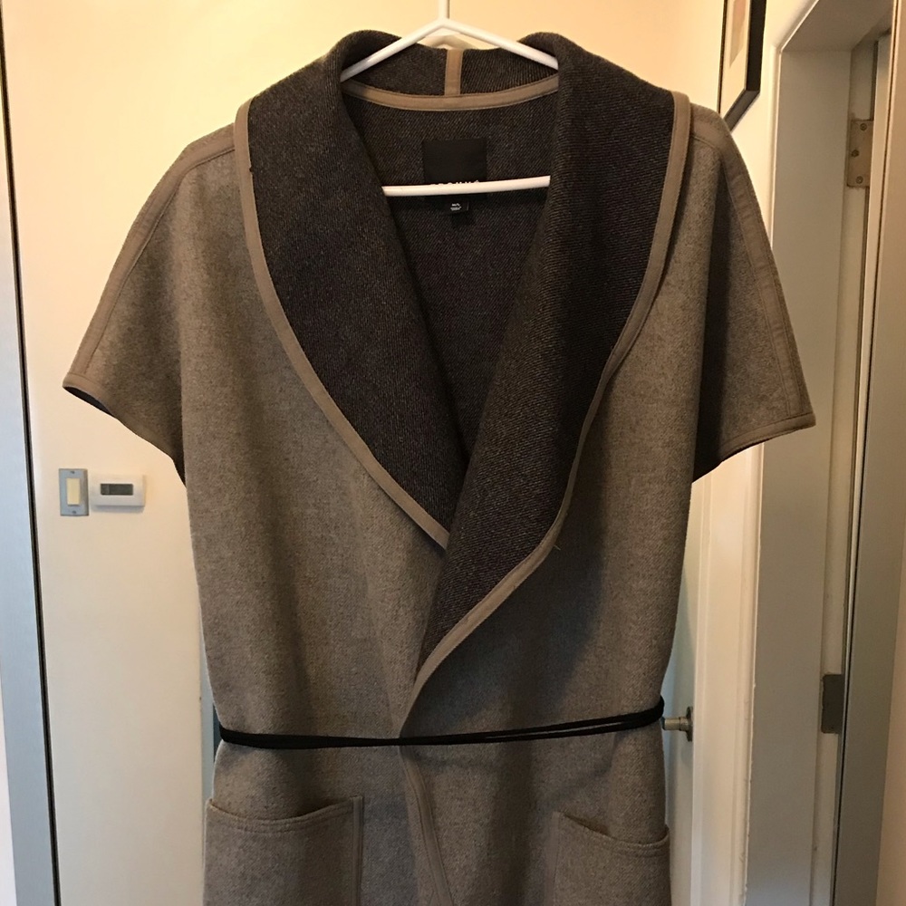 Nordstrom Trouvé sleeveless coat